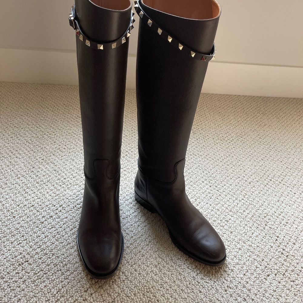 Valentino tall leather brown Rockstud boots